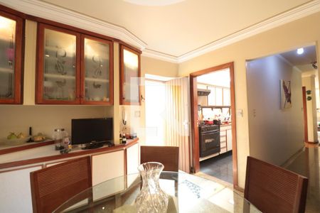 Casa à venda com 230m², 3 quartos e 5 vagasCopa 