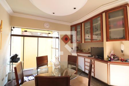 Casa à venda com 230m², 3 quartos e 5 vagasCopa 