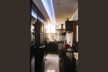 Apartamento à venda com 64m², 2 quartos e 1 vagaCozinha