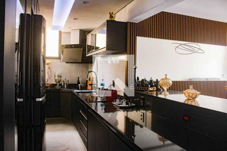 Apartamento à venda com 64m², 2 quartos e 1 vagaCozinha