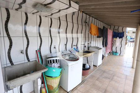 Casa à venda com 260m², 4 quartos e 5 vagasÁrea de Serviço