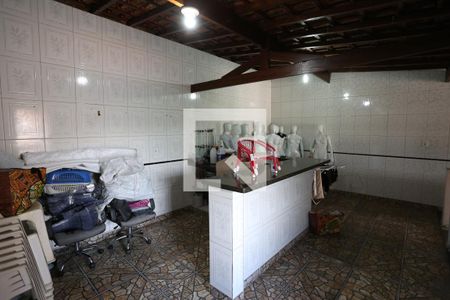 Casa à venda com 260m², 4 quartos e 5 vagasLavanderia