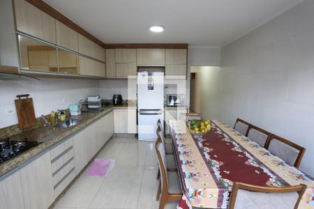 Casa à venda com 260m², 4 quartos e 5 vagasCozinha 1