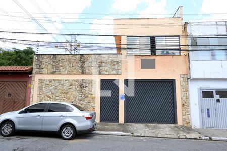 Casa à venda com 260m², 4 quartos e 5 vagasFachada