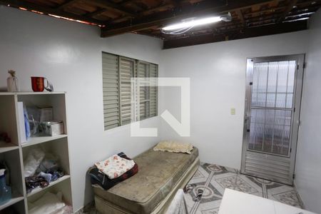 Casa à venda com 260m², 4 quartos e 5 vagasEscritório