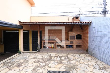Casa à venda com 260m², 4 quartos e 5 vagasChurrasqueira