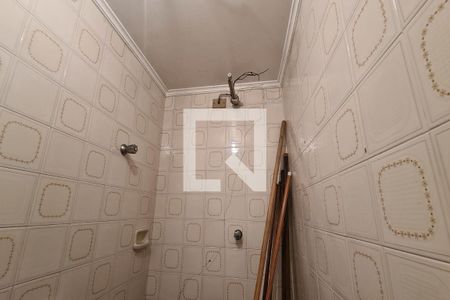 Casa à venda com 300m², 3 quartos e 6 vagas Casa à venda com 300m², 3 quartos e 6 vagasBanheiro 2