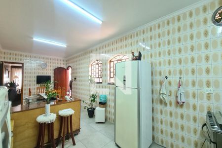 Casa à venda com 300m², 3 quartos e 6 vagas Casa à venda com 300m², 3 quartos e 6 vagasCozinha