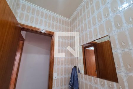 Casa à venda com 300m², 3 quartos e 6 vagas Casa à venda com 300m², 3 quartos e 6 vagasBanheiro 1