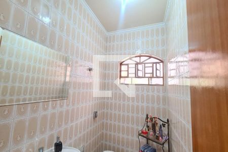 Casa à venda com 300m², 3 quartos e 6 vagas Casa à venda com 300m², 3 quartos e 6 vagasBanheiro 1