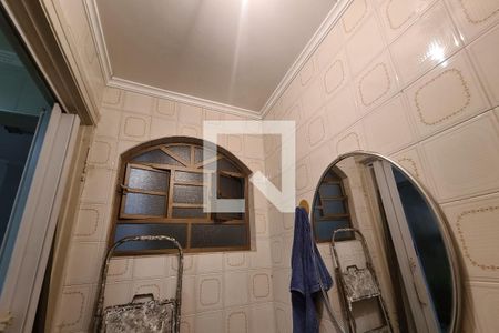 Casa à venda com 300m², 3 quartos e 6 vagas Casa à venda com 300m², 3 quartos e 6 vagasBanheiro 2