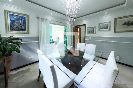 Casa à venda com 390m², 6 quartos e 4 vagassala de jantar