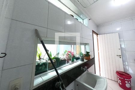 Casa à venda com 390m², 6 quartos e 4 vagaslavanderia