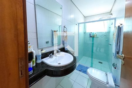 Casa à venda com 390m², 6 quartos e 4 vagasbanheiro suite 2