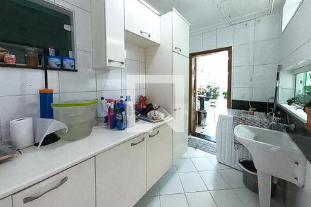 Casa à venda com 390m², 6 quartos e 4 vagaslavanderia