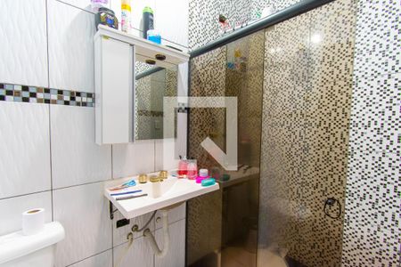 Casa à venda com 220m², 3 quartos e 3 vagas Casa à venda com 220m², 3 quartos e 3 vagasBanheiro Corredor