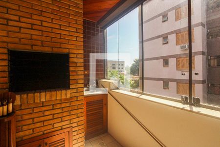 Varanda com churrasqueira de apartamento à venda com 3 quartos, 86m² em Bom Jesus, Porto Alegre