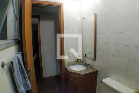 Apartamento à venda com 110m², 3 quartos e 1 vaga Apartamento à venda com 110m², 3 quartos e 1 vagaBanheiro