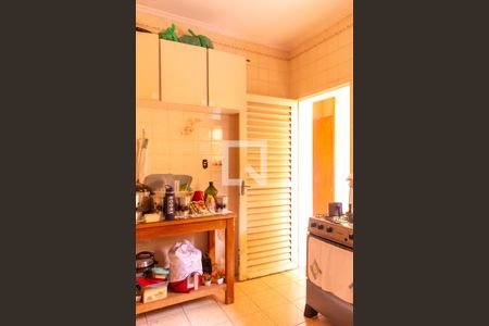 Casa para alugar com 280m², 4 quartos e 4 vagas Casa para alugar com 280m², 4 quartos e 4 vagasCozinha