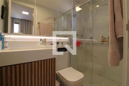 Apartamento à venda com 83m², 3 quartos e 2 vagasBanheiro da suíte