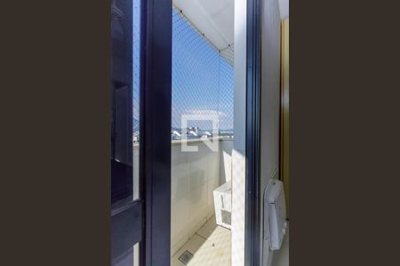 Apartamento para alugar com 180m², 3 quartos e 2 vagas Apartamento para alugar com 180m², 3 quartos e 2 vagasSuíte Varanda