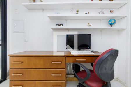 Apartamento para alugar com 180m², 3 quartos e 2 vagas Apartamento para alugar com 180m², 3 quartos e 2 vagasEscritório