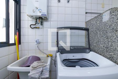 Apartamento para alugar com 180m², 3 quartos e 2 vagas Apartamento para alugar com 180m², 3 quartos e 2 vagasÁrea de Serviço