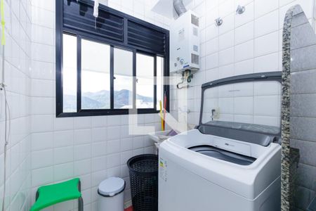 Apartamento para alugar com 180m², 3 quartos e 2 vagas Apartamento para alugar com 180m², 3 quartos e 2 vagasÁrea de Serviço