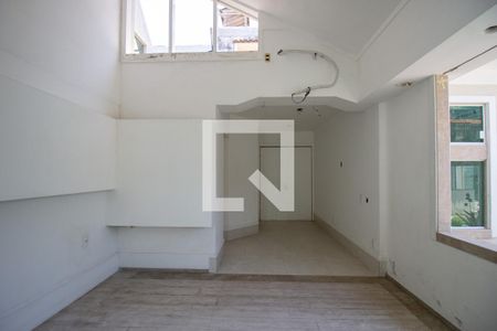 Casa à venda com 380m², 6 quartos e 6 vagas Casa à venda com 380m², 6 quartos e 6 vagasSuíte 5