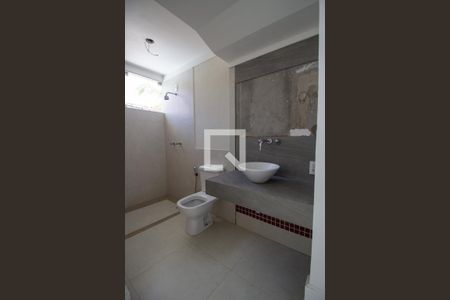 Casa à venda com 380m², 6 quartos e 6 vagas Casa à venda com 380m², 6 quartos e 6 vagasBanheiro da Suíte 3