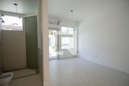 Casa à venda com 380m², 6 quartos e 6 vagas Casa à venda com 380m², 6 quartos e 6 vagasSuíte 4