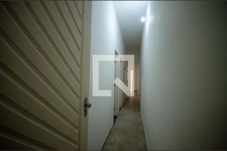 Corredor de casa para alugar com 2 quartos, 80m² em Liberdade, Salvador