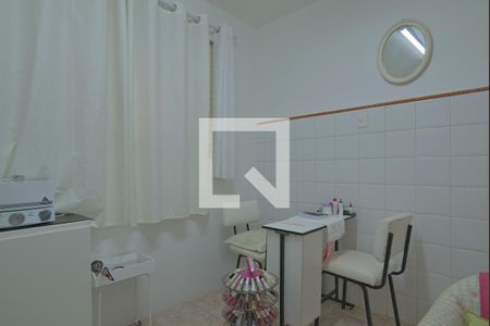 Casa à venda com 153m², 5 quartos e 2 vagasCasa fundos - Cozinha