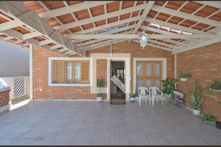 Casa à venda com 153m², 5 quartos e 2 vagasGaragem e Fachada