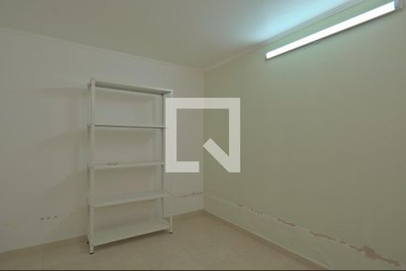 Casa à venda com 153m², 5 quartos e 2 vagasQuarto 3 (andar inferior)