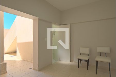 Casa à venda com 153m², 5 quartos e 2 vagasQuintal