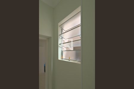 Casa à venda com 153m², 5 quartos e 2 vagasBanheiro (andar inferior)