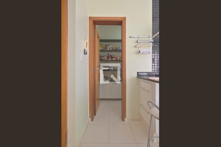 Casa à venda com 153m², 5 quartos e 2 vagasDespensa