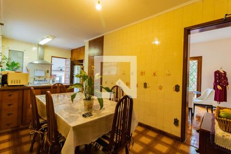 Casa à venda com 400m², 4 quartos e 3 vagas Casa à venda com 400m², 4 quartos e 3 vagasCozinha - sala de jantar