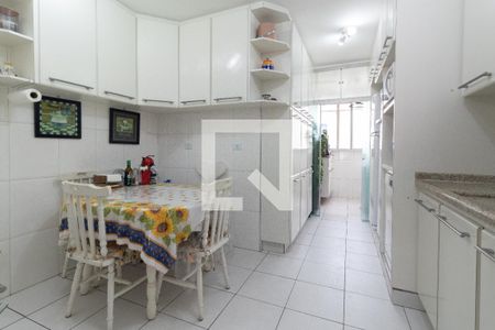 Apartamento à venda com 106m², 3 quartos e 1 vaga Apartamento à venda com 106m², 3 quartos e 1 vagaCozinha