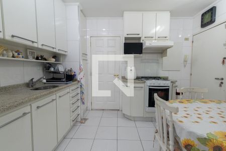 Apartamento à venda com 106m², 3 quartos e 1 vaga Apartamento à venda com 106m², 3 quartos e 1 vagaCozinha