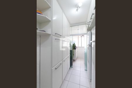 Apartamento à venda com 106m², 3 quartos e 1 vaga Apartamento à venda com 106m², 3 quartos e 1 vagaCozinha - armários