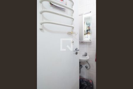 Apartamento à venda com 106m², 3 quartos e 1 vaga Apartamento à venda com 106m², 3 quartos e 1 vagaÁrea de serviço - banheiro