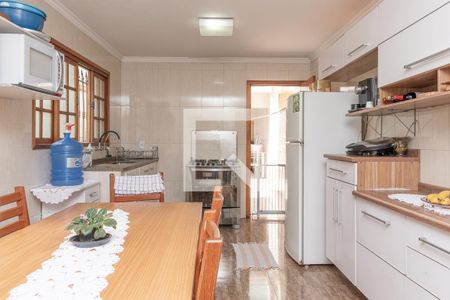 Casa à venda com 160m², 3 quartos e 2 vagas Casa à venda com 160m², 3 quartos e 2 vagasCozinha