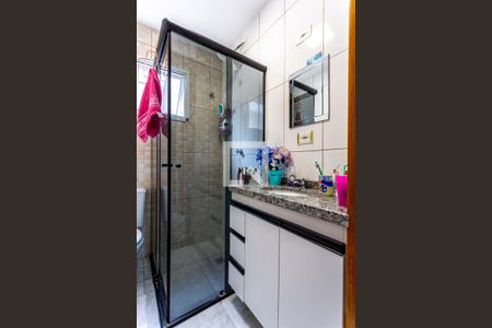 Apartamento à venda com 65m², 2 quartos e 2 vagas Apartamento à venda com 65m², 2 quartos e 2 vagasBanheiro