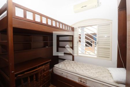 Quarto 1 de casa para alugar com 2 quartos, 250m² em Lauzane Paulista, São Paulo