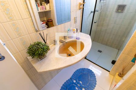 Apartamento à venda com 86m², 3 quartos e 1 vaga Apartamento à venda com 86m², 3 quartos e 1 vagaBanheiro