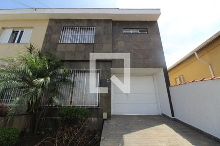 Casa de condomínio para alugar com 250m², 2 quartos e 4 vagasFachada