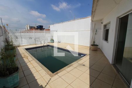 Casa de condomínio para alugar com 250m², 2 quartos e 4 vagasPiscina