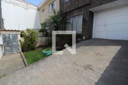 Casa de condomínio para alugar com 250m², 2 quartos e 4 vagasFachada